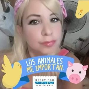 Meet your Posher, Leslie